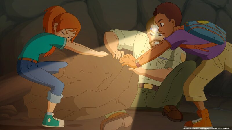 Auf der Suche nach der Ursache für den ausgetrockneten Fluss wird Graham, der Ranger, von einem Steinbrocken eingeklemmt. Zoe und Harvey versuchen ihn zu befreien. – Bild: ZDF/​Lassie/​Classic Media.DQ Entertainment.Superprod.