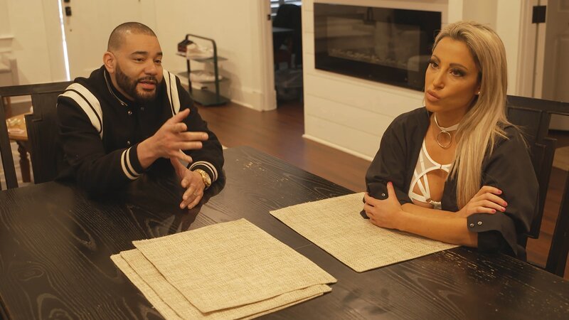 v.li.: DJ Envy, Charlie – Bild: Paramount
