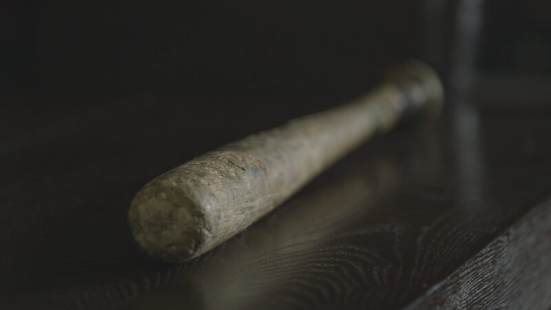 LAS VEGAS, NEV. – Jimmy’s baseball bat, ‚Slugger.‘ – Bild: Christian Watt /​ National Geographic Channels