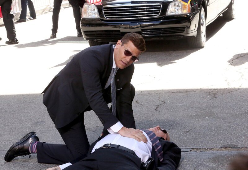 Um an neue Informationen zu gelangen, wendet Booth (David Boreanaz, l.) sich an seinen ehemaligen Kollegen Agent Brandt Walker (Michael Gaston), doch der schwebt selbst in Lebensgefahr … – Bild: RTL /​ FOX