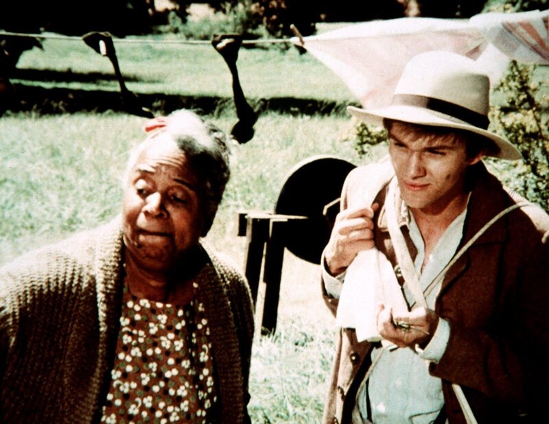 Eigentlich will sich John-Boy (Richard Thomas, r.) für zwei Tage in der einsamen Montgomery-Hütte einquartieren, um in Ruhe eine Geschichte für die Zeitung zu schreiben, doch es kommt anders als geplant … – Bild: Sat.1 Gold