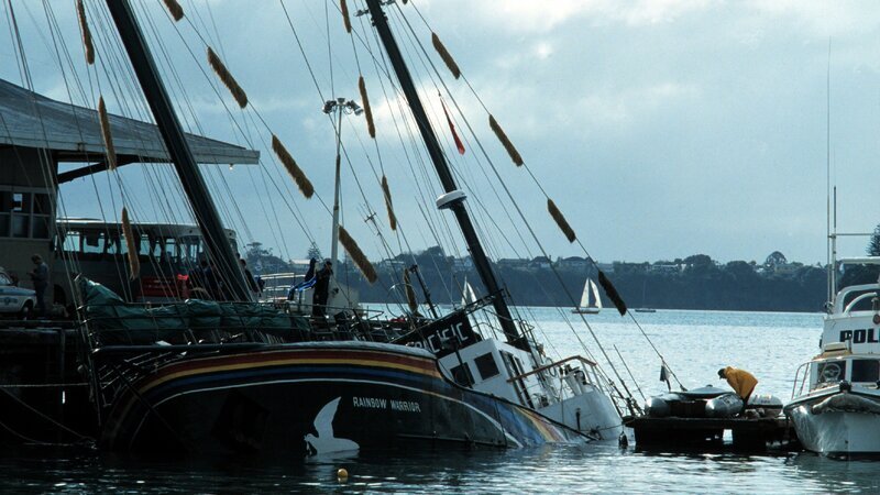 Das Schiffswrack des Greenpeace-Schiffes „Rainbow Warrior“. – Bild: ZDF