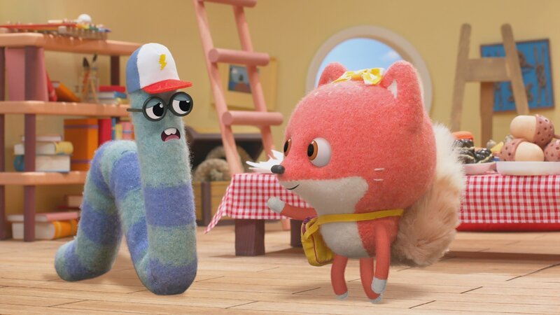 Pedro und Sylvie stellen entsetzt fest: Für Emils Geburtstag haben die Freunde alles vorbereitet, doch es fehlt das Geschenk! – Bild: NDR/​JAM Media