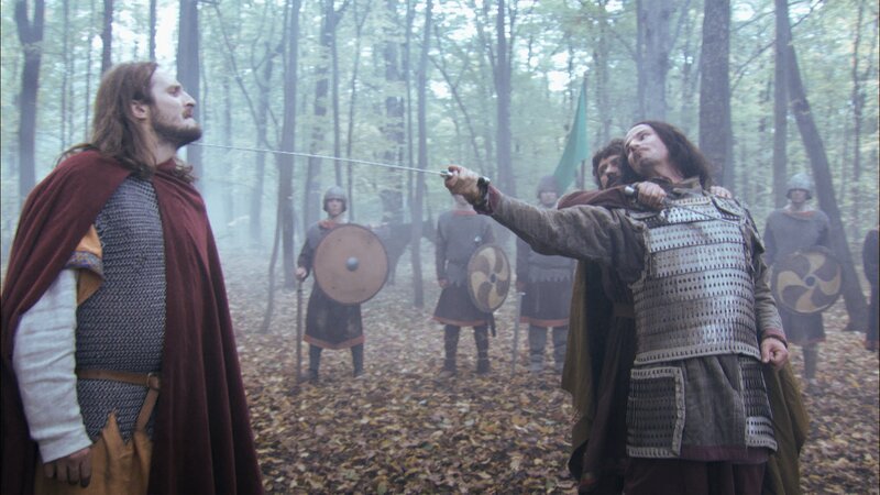 Wenn ein König in seiner Nachfolgeregelung den ältesten Sohn ignoriert, kann der eigene Nachwuchs schon mal undankbar werden. So der Sohn Ottos des Großen, Liudolf, der im 10. Jahrhundert deshalb gegen seinen Vater kämpfte. – Bild: ZDF und Matthias Haedecke @ Gruppe 5 Filmproduktion