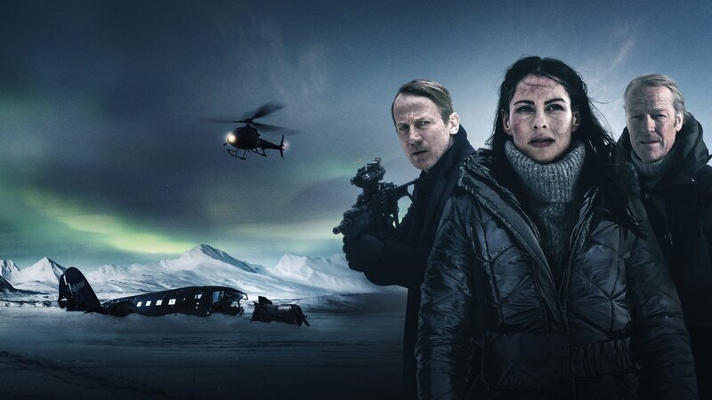 Im Kampf um das Leben ihres Bruders zu retten, muss sich Kristín (Vivian Ólafsdóttir) gegen den CIA-Agenten Carr (Ian Glen, r.) und seinen skrupellosen Handlanger Simon (Wotan Wilke Möhring, l.) zur Wehr setzen. – Bild: ZDF und Roland-Guedo Marx Im Kampf um das Leben ihres Bruders zu retten, muss sich Kristín (Vivian Ólafsdóttir) gegen den CIA-Agenten Carr (Ian Glen, r.) und seinen skrupellosen Handlanger Simon (Wotan Wilke Möhring, l.) zur Wehr setzen. – Bild: ZDF und Roland-Guedo Marx