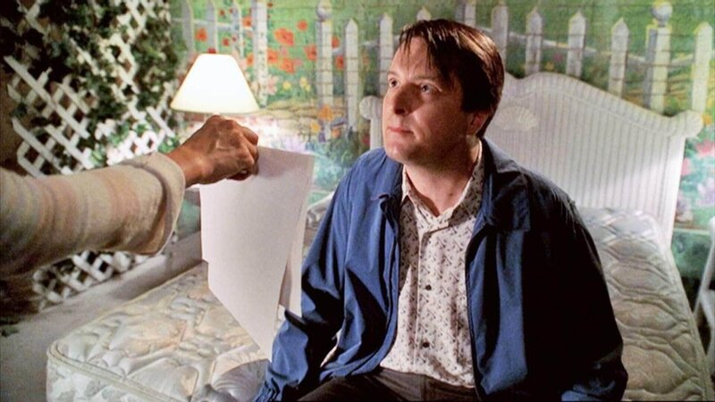 Weiss Richard Dwyer (Christopher Evan Welch) über eine Entführung Bescheid? Es wird ein neunjähriges Mädchen vermisst. – Bild: TVNOW /​ NBC Universal