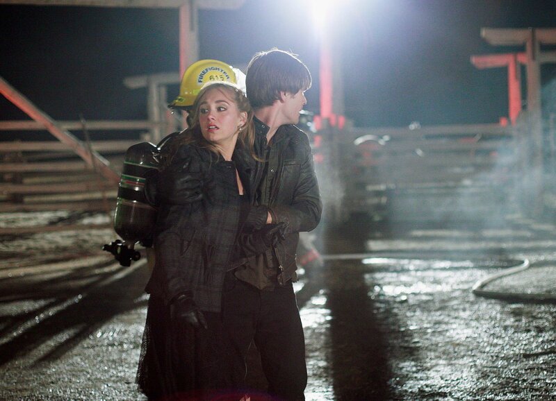 Chaos auf Heartland: Amber Marshall als Amy Fleming, Graham Wardle als Ty Borden – Bild: SUS /​ SF