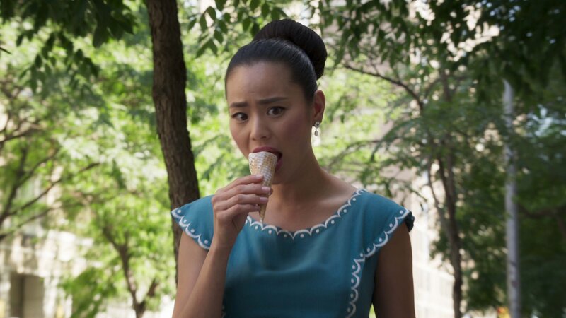 Young Grandma (Jamie Chung) – Bild: ViacomCBS