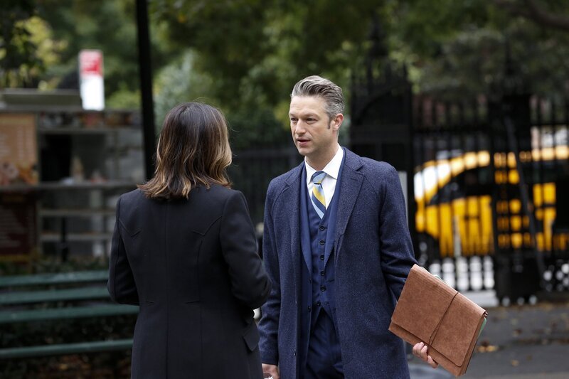 Detective Sonny Carisi (Peter Scanavino) – Bild: Heidi Gutman/​NBC /​ NBCUniversal Media, LLC