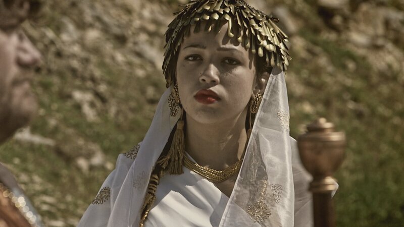 Die Ilias erzählt, wie Helena, die Königin von Sparta, vom trojanischen Prinzen Paris entführt wird. – Bild: ZDF und World Media Rights Production