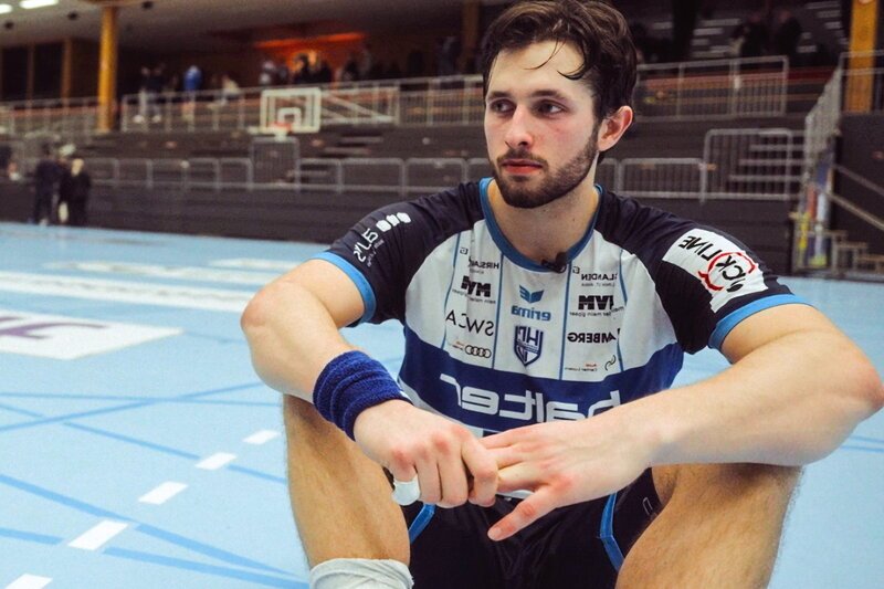 Impact - Plötzlich verletzt im Spitzensport - Wie weiter nach der Profikarriere? Der Handballprofi Moritz Oertli kämpft seit zwei Jahren immer wieder mit starken Schmerzen in der Hüfte. Bedeutet dies das Karriereaus? – Bild: SRF2