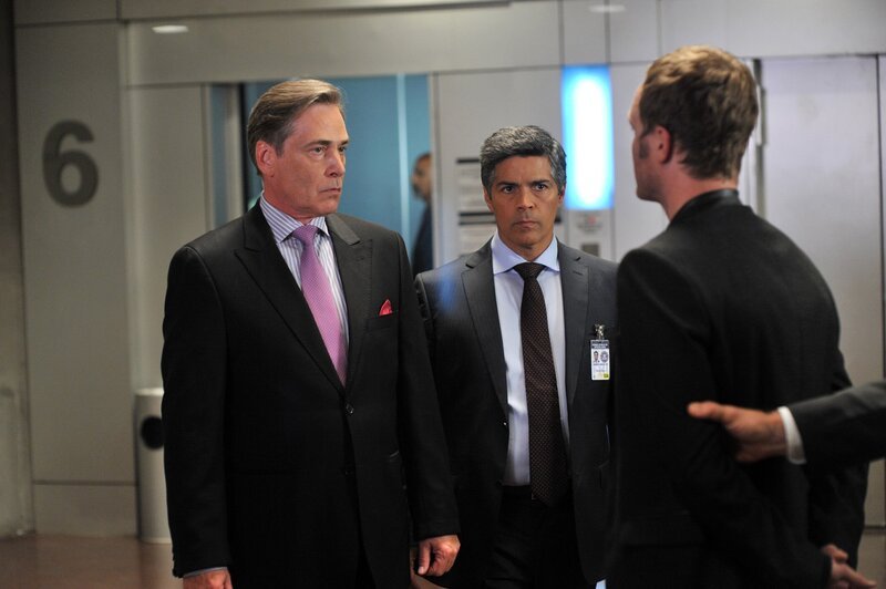 (9. Staffel) – Mitglied der B.A.U., einer FBI-Einheit, die sich mit verhaltensauffälligen Tätern beschäftigt:  Jennifer „J.J.“ Jareau (A.J. Cook) … – Bild: 13th Street