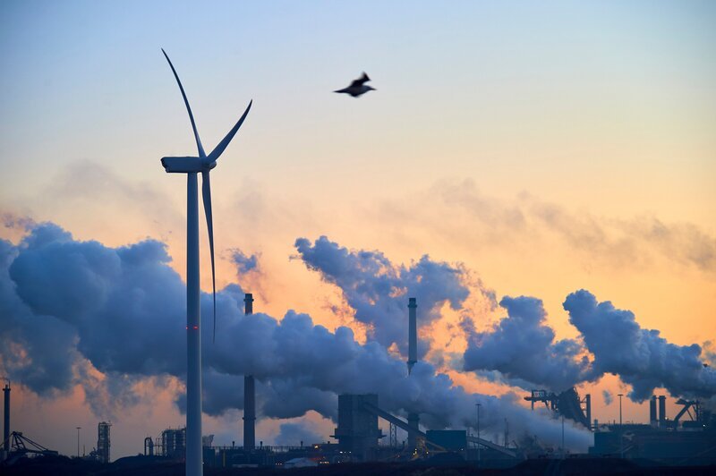 Während Trumps Amerika Klimaschutz aktiv bekämpft und der Green Deal in Europa wankt, werden Elektrifizierung und Dekarbonisierung für China zum Exportschlager. – Bild: ZDF und Lohfink