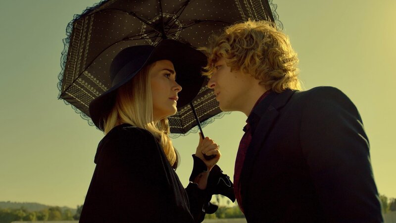 Cordelia Goode (Sarah Paulson, l.); Michael Langdon (Cody Fern, r.) – Bild: FX Productions, LLC