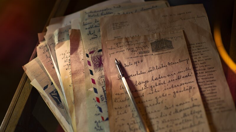 Alices Briefe an den Verleger. – Bild: ORF/​Atelier 8