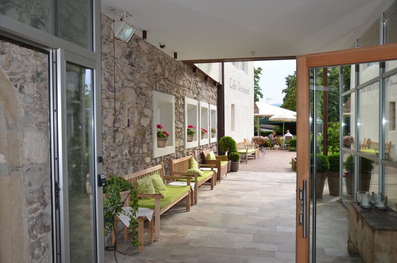 Eingangsbereich vom Hotel Heubad – Bild: ServusTV