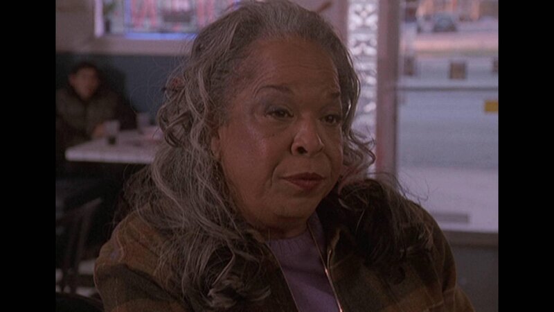 Tess (Della Reese) – Bild: Bibel TV