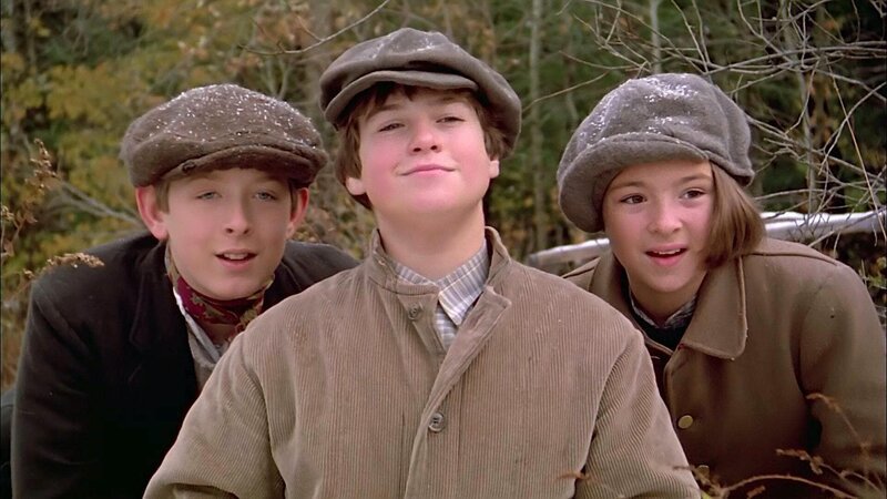 Morgan Pettibone (Mark Bigney), Felix King (Zachary Bennett), Izzy Pettibone (Heather Brown) (v.l.) – Bild: Bibel TV