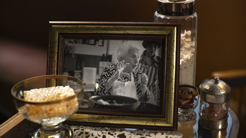 Alices Buch: Wie die Nazis das Kochbuch meiner Großmutter raubten – Bild: ORF/​Atelier 8