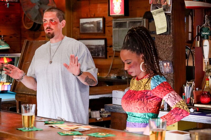 Steve Howey (Kevin Ball), Shanola Hampton (Veronica Fisher). – Bild: ORF/​TELE-München/​Warner/​Showtime