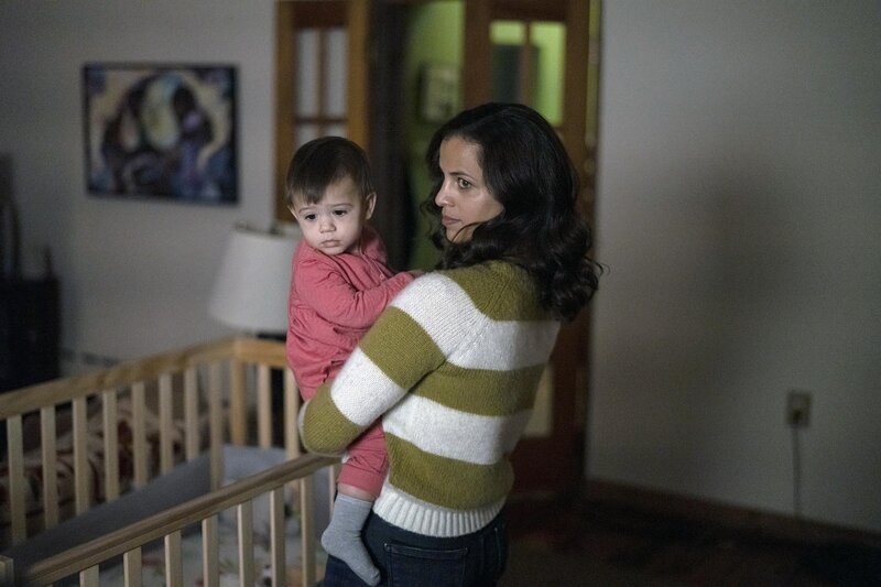 Grace Stone (Athena Karkanis) – Bild: Warner Bros. Entertainment Inc. /​ Peter Kramer