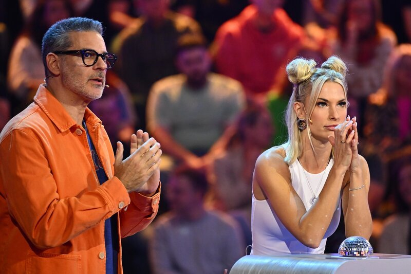 Rick Kavanian (l.); Isi Glück (r.) – Bild: Joyn /​ Willi Weber