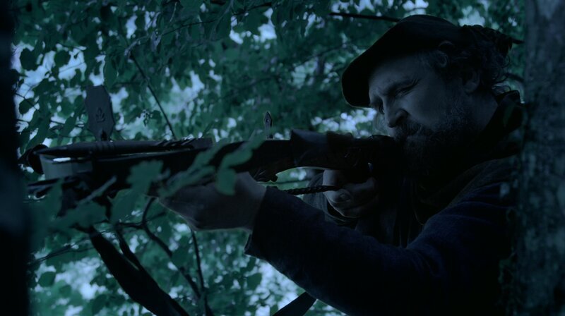 Wilhelm Tell (Andreas Huhn) ist als guter Armbrustschütze bekannt. – Bild: ZDF/​Florian Breier