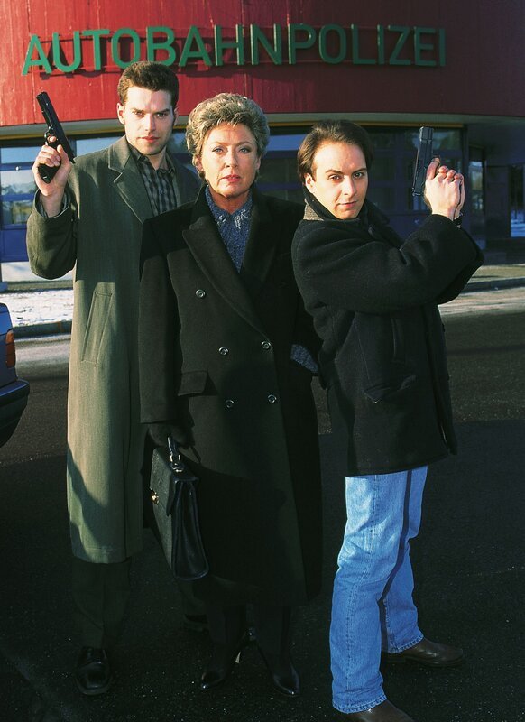 Johannes Brandrup, Almut Eggert, Erdogan Atalay. – Bild: RTL