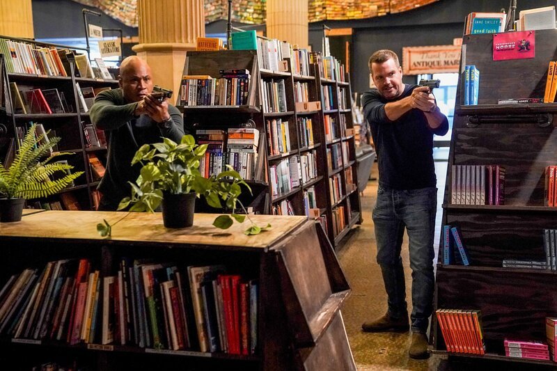 Sam Hanna (LL Cool J, l.); G: Callen (Chris O’Donnell, r.) – Bild: ORF/​Sevenone International/​CBS/​Sonja Flemming