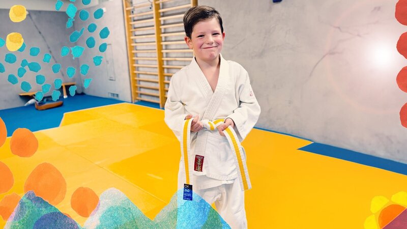 Michel trainiert Judo. – Bild: rbb/​Jessy Lee Noll