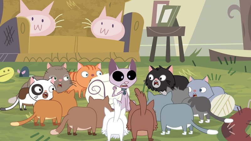 Kat (Mi.) und die Nachbarskatzen verwüsten den Garten von Lady Munson, um es danach Coop in die Schuhe zu schieben. – Bild: SUPER RTL