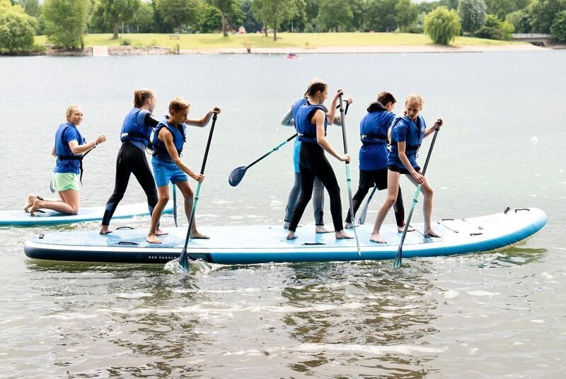Team Blau auf dem Wasser – Bild: RTL / Annette Etges Team Blau auf dem Wasser – Bild: RTL / Annette Etges