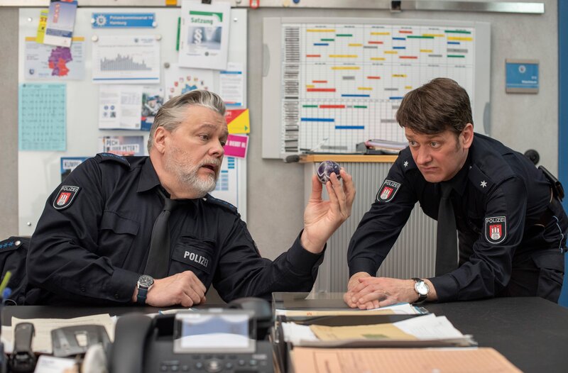 Auf den Hund gekommen – Bild: ARD/​Thorsten Jander