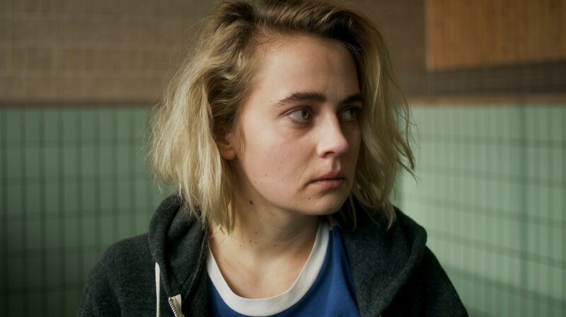 NORDDEUTSCHER RUNDFUNK Big Dating Zusammenbruch: Lina (Olga von Luckwald) – Bild: NDR/​Peter Drittenpreis/​Kundschafter Filmproduktion/​Schurkenstart Film