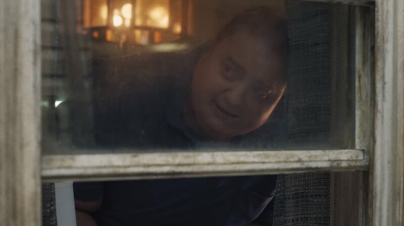 Er schämt sich: Charlie (Brendan Fraser) verschanzt sich in seiner Wohnung. – Bild: Courtesy of A24