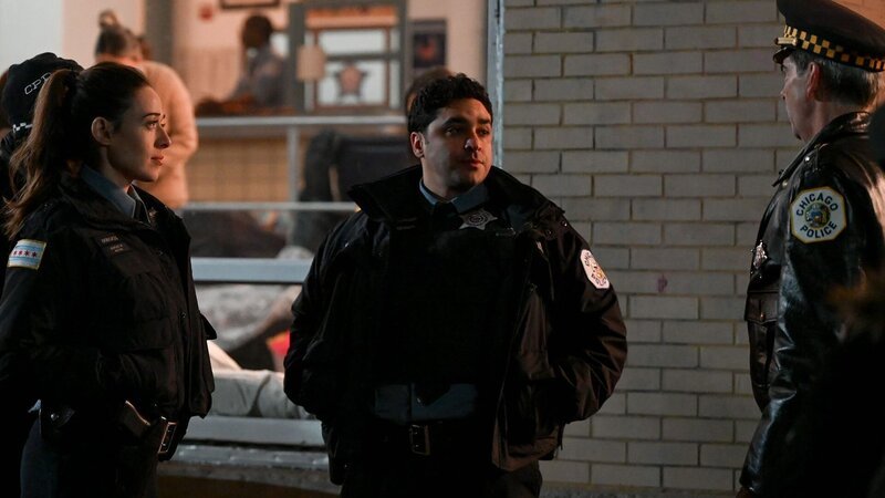 Kim Burgess (Marina Squerciati), Danny Alvarado (E.J. Bonilla) – Bild: NBCUniversal Media, LLC