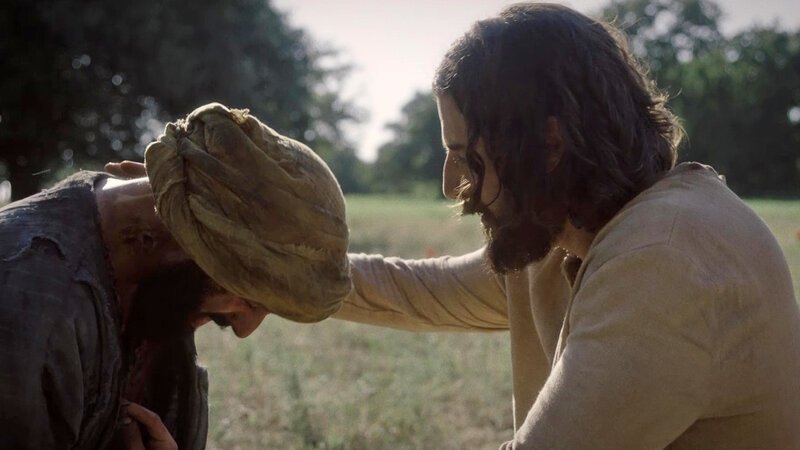 (v.l.) Aussaetziger (Stephen Hailo), Jesus (Jonathan Roumie) – Bild: Bibel TV Redaktion