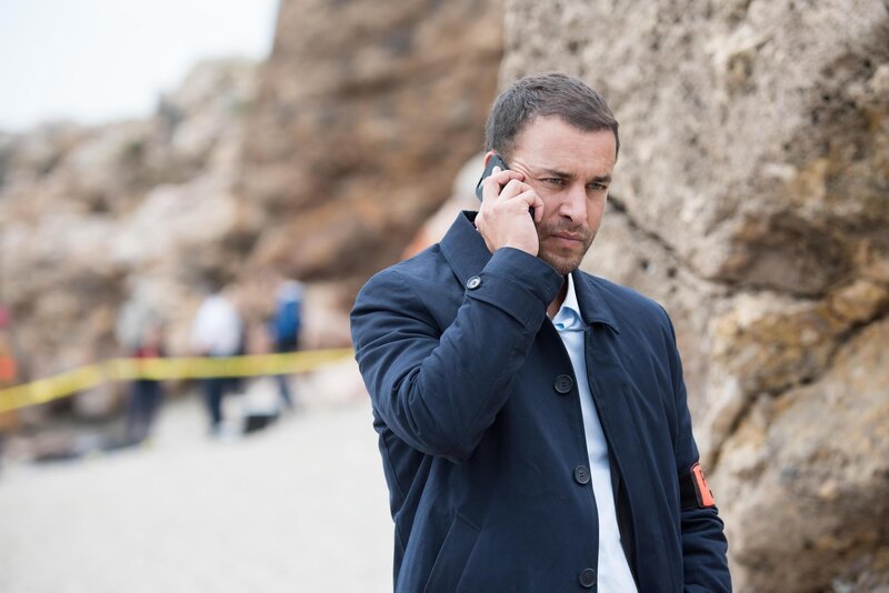 Antoine Dumas (Raphaël Lenglet) – Bild: Fabien MALOT