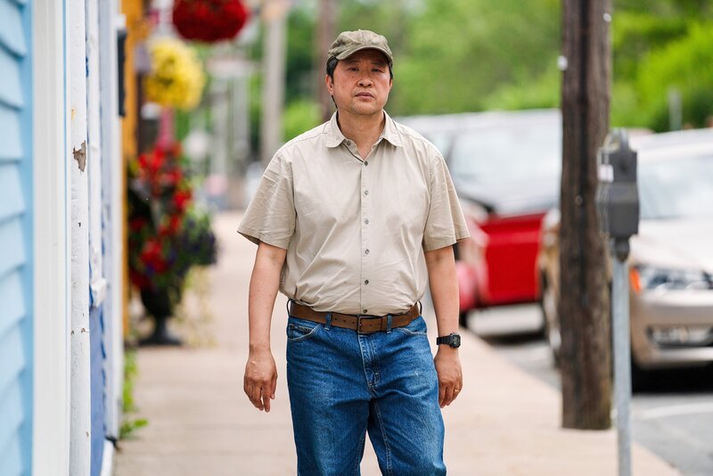 Ronin Wong (Mike Lam). – Bild: ORF/​Universal/​USA Network/​Michael Tompkins