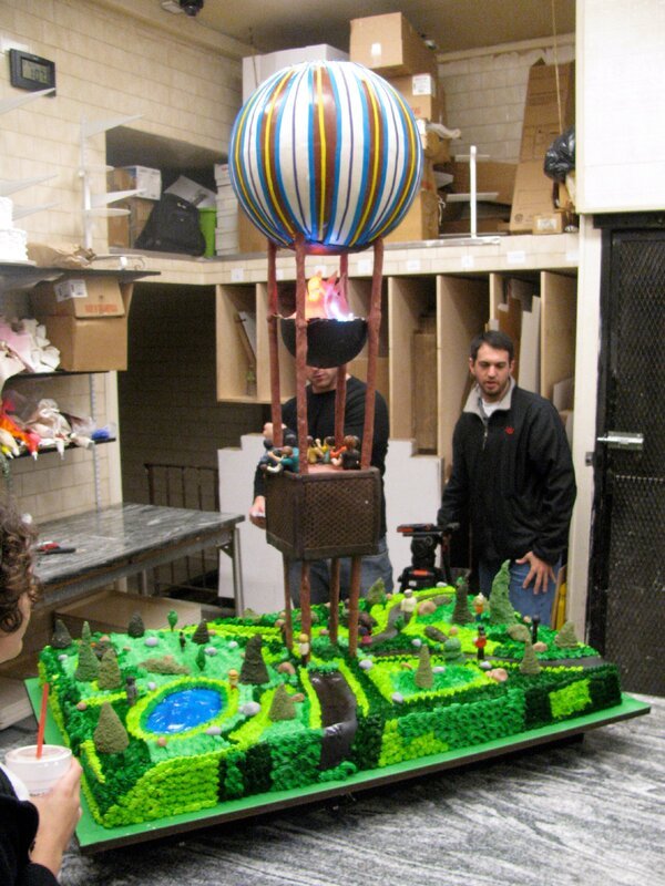 Make a Wish Balloon Cake in Bakery. – Bild: Discovery Communications