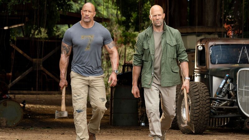 Hobbs (Dwayne Johnson l.) und Shaw (Jason Statham). – Bild: RTL /​ UNIVERSAL CITY STUDIOS PRODUCTIONS LLLP
