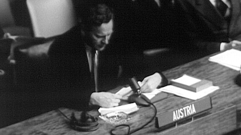 Außenminister Karl Gruber bei UNO-Tagung: Aufforderung an die Alliierten, die Staatsvertragsverhandlungen neu aufzunehmen, 1952. – Bild: ORF/​Pammer Film