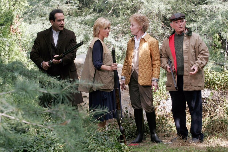 (v.li.) Natalie (Traylor Howard), Monk (Tony Shalhoub), Peggy Davenport (Holland Taylor) und Bobby Davenport (Michael Cavanaugh) – Bild: ORF