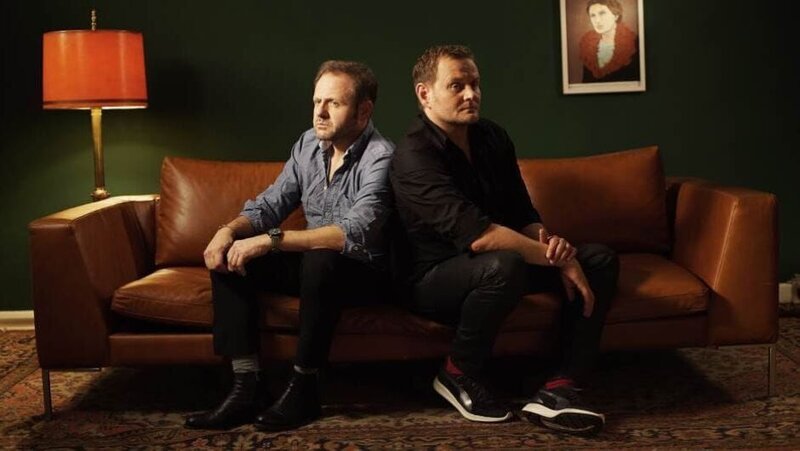 Samuel Finzi /​ Devid Striesow – Bild: Romance.TV