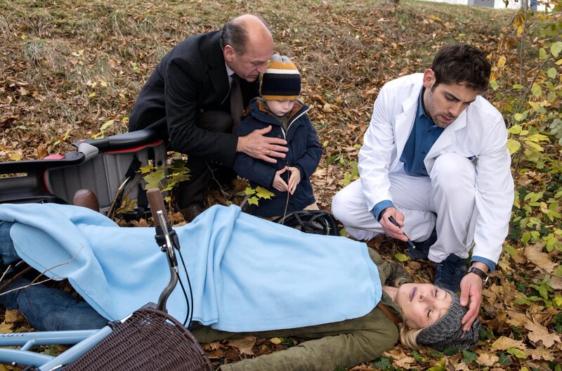 (im Uhrzeigersinn) Wolfgang Berger (Horst Günter Marx); Luis Bahr (Josh Weidemann); Dr. Niklas Ahrend (Roy Peter Link); Kathleen Bahr (Wencke Werner) – Bild: NDR/​ARD/​Jens Ulrich Koch