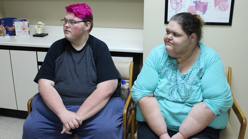 Robin, James and Dr. Now. – Bild: Warner Bros. Discovery