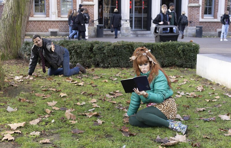 Adam Karadec (Mehdi Nebbou, l.); Morgane Alvaro (Audrey Fleurot, r.) – Bild: SEPTEMBRE PROD /​ ITINERAIRE PROD /​ TF1