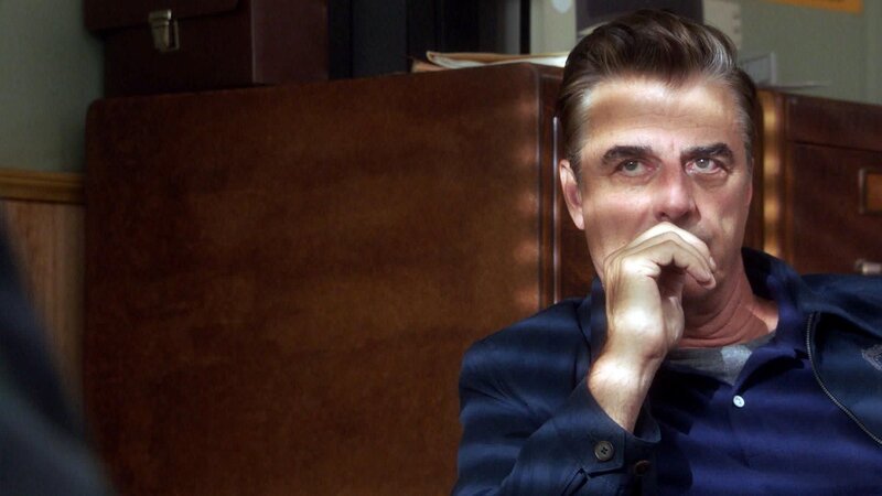 Ein Ehepaar bricht zum Campen in die Berge auf. Was als romantischer Ausflug geplant war, entpuppt sich jedoch als Albtraum, als das Ehepaar entführt wird. Die Spezialeinheit rund um FBI-Agent Frank (Chris Noth) nimmt ihre Ermittlungen auf. – Bild: RTL /​ NBC Universal