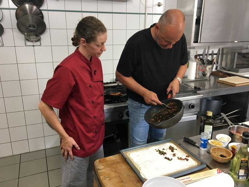 (v.l.n.r.) Gloria; Frank Rosin – Bild: Kabel Eins