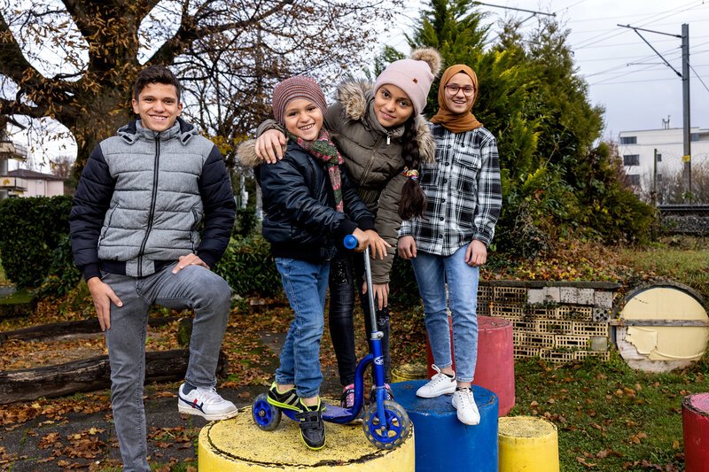 SRF bi de Lüt – Familiensache; Gruppenbild der Kinder – Bild: SRF/​Gian Vaitl